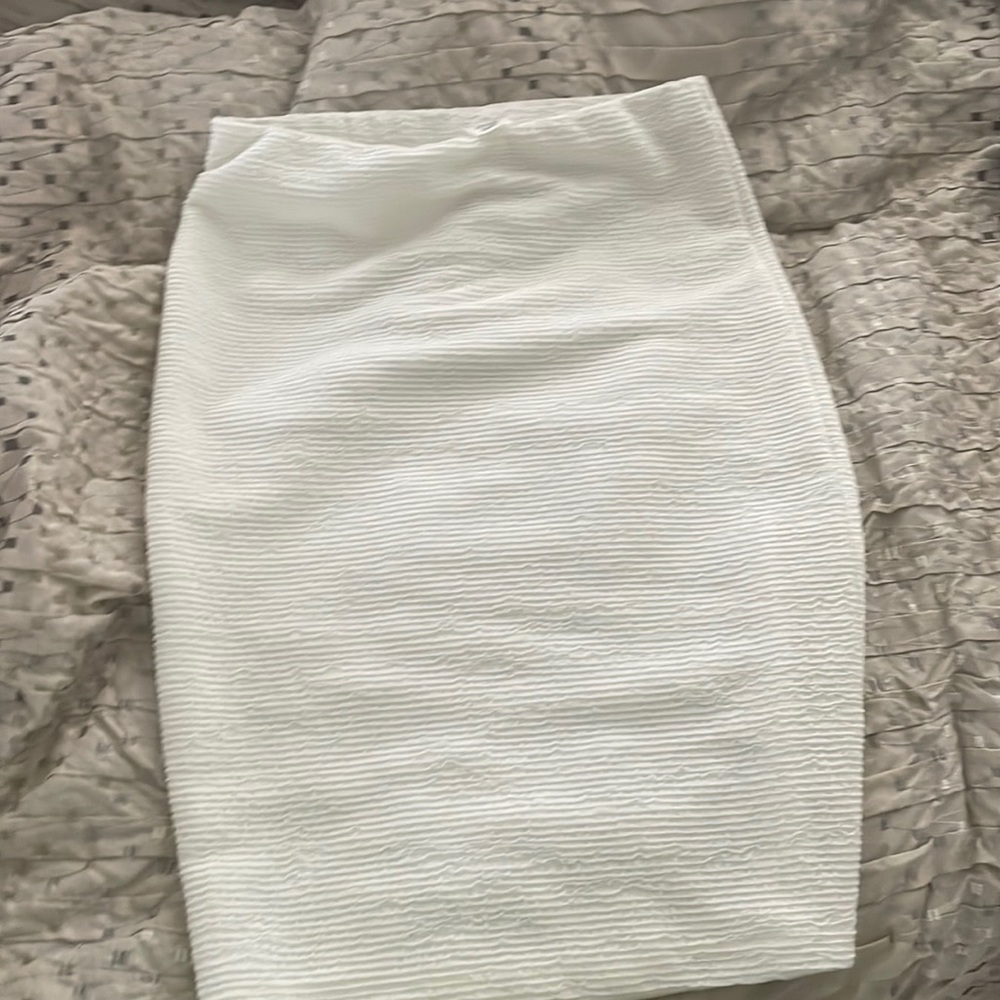 White midi skirt
